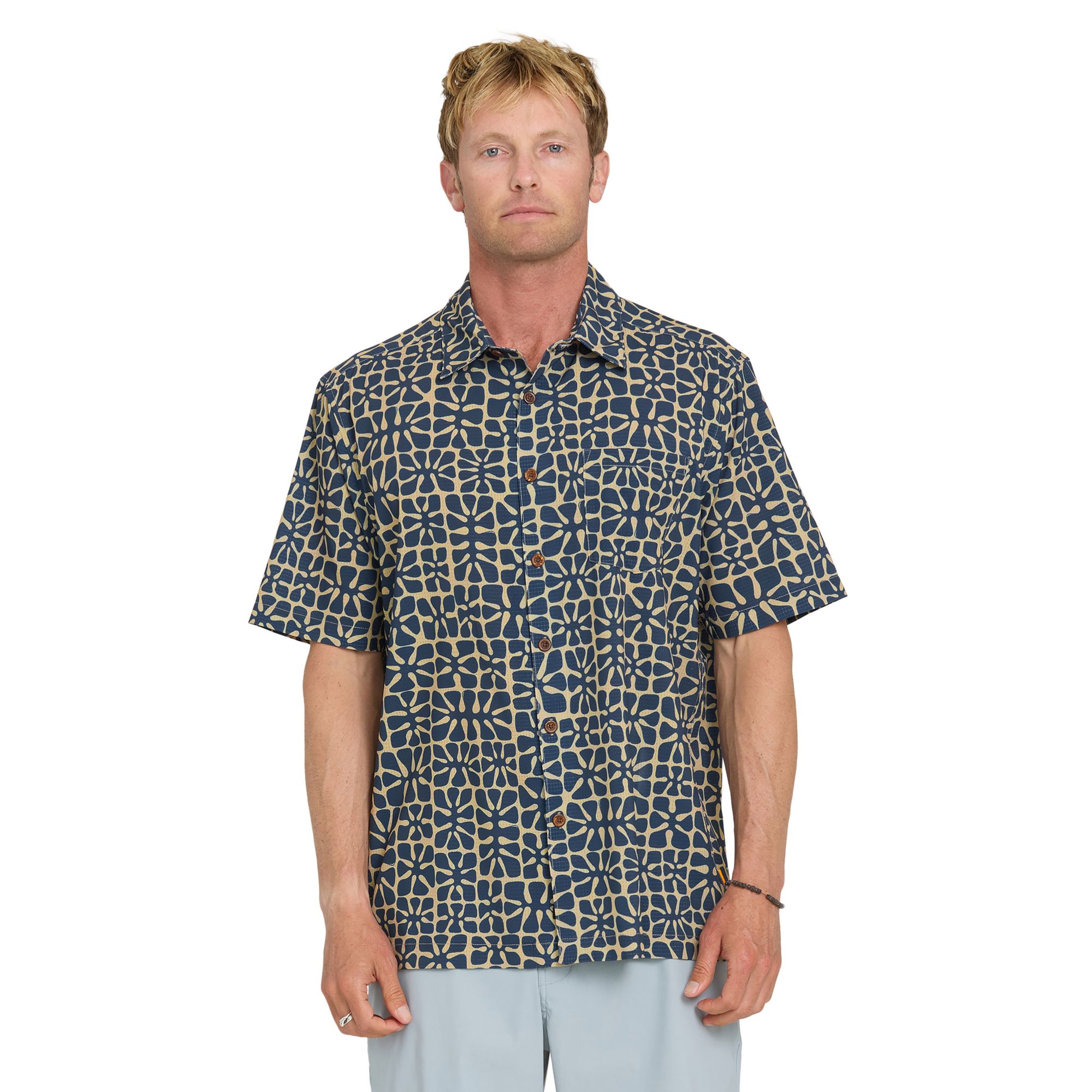 Quiksilver Men's Waterman Coral Sea Woven Short Sleeve Shirt