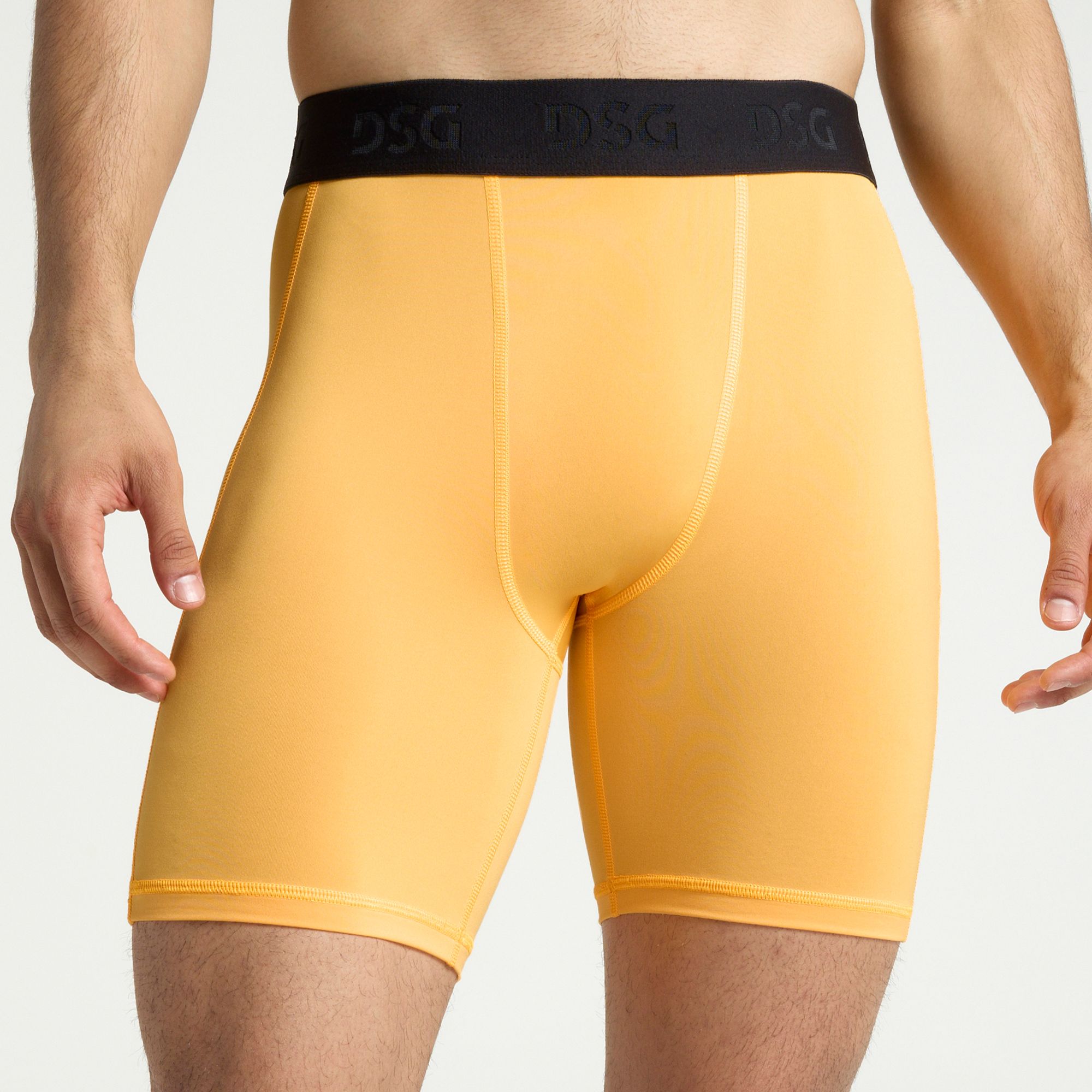 DSG Men's 7" Compression Short with Pocket