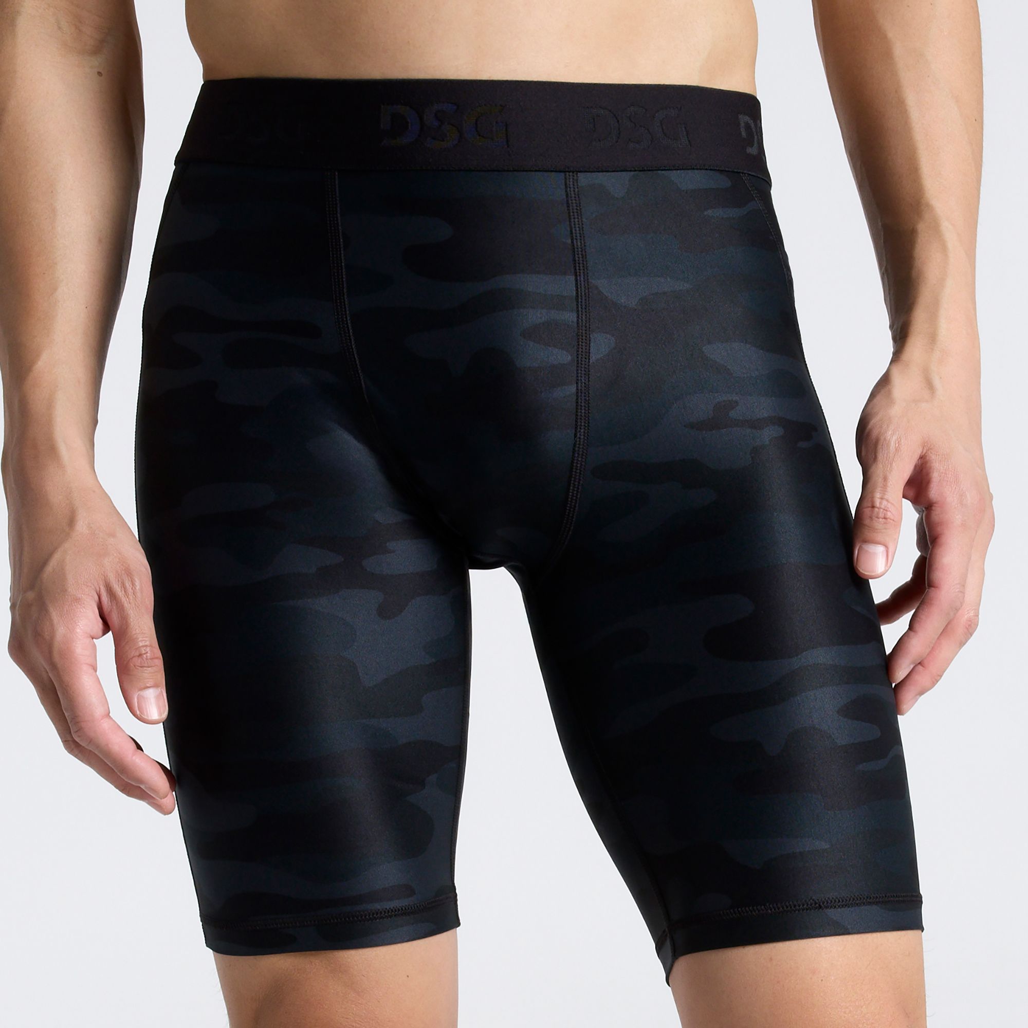 DSG Men's 9" Compression Short with Pocket