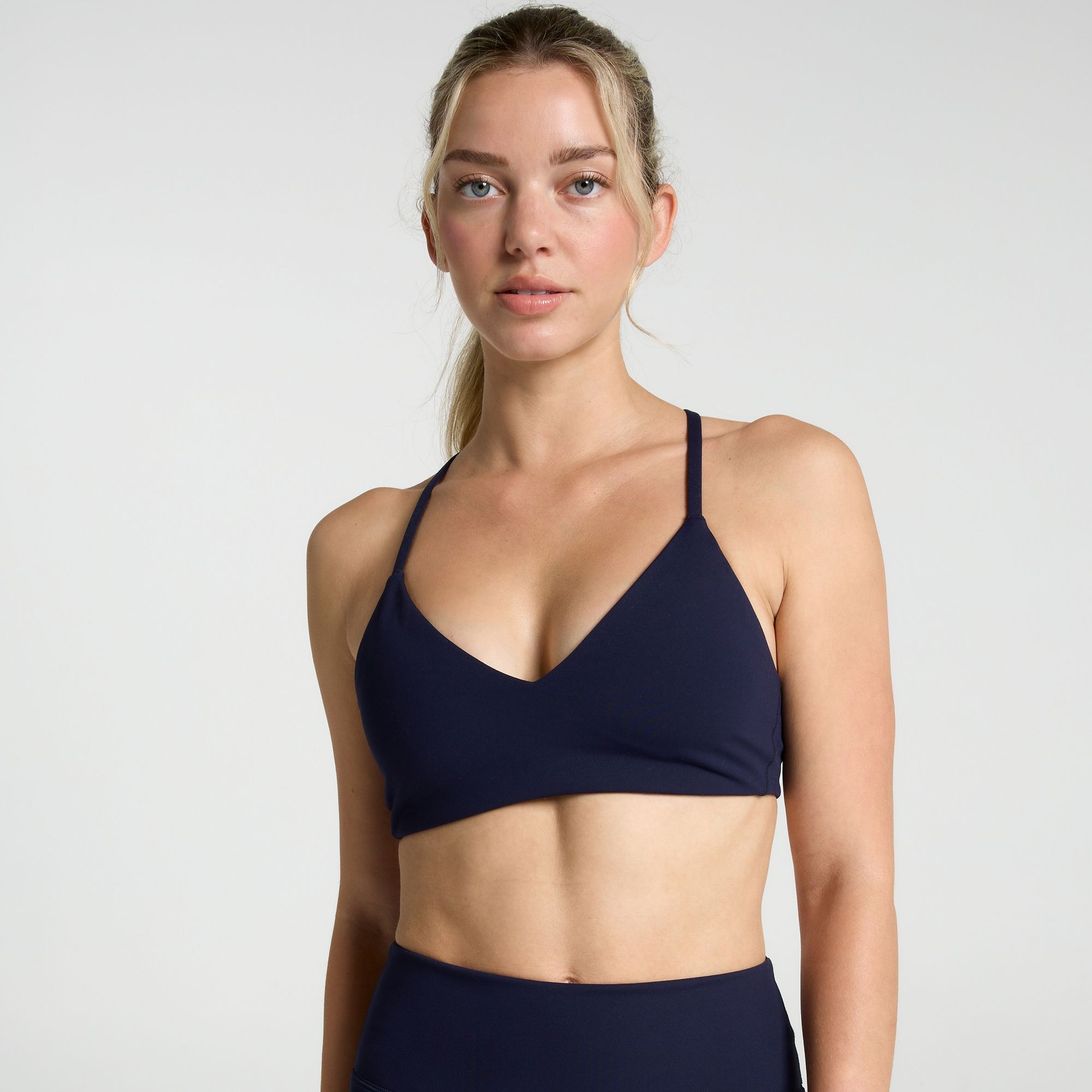 DSG Women's Momentum 2.0 V-Neck Sports Bra