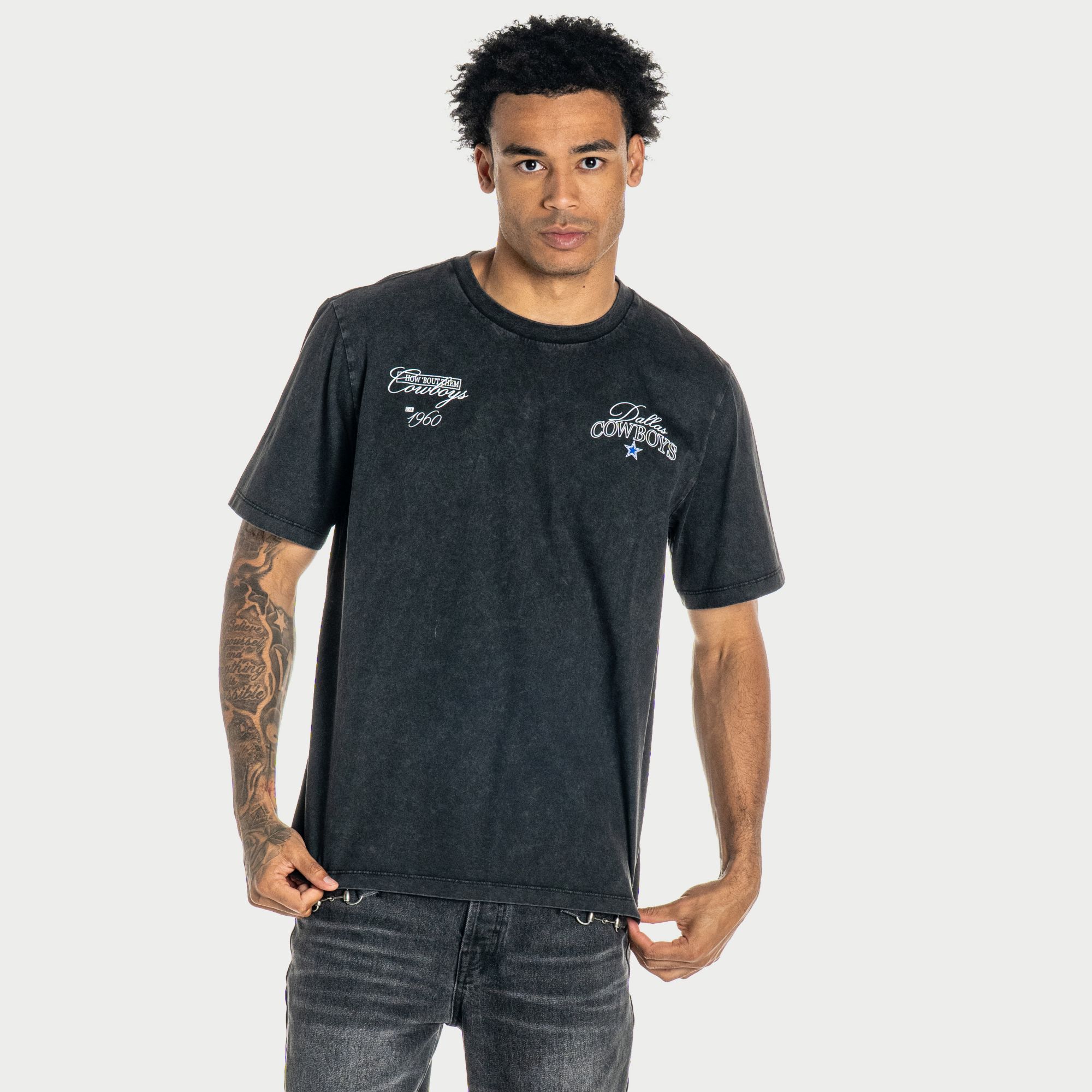 The Wild Collective Women's Dallas Cowboys Black Washed Band T-Shirt