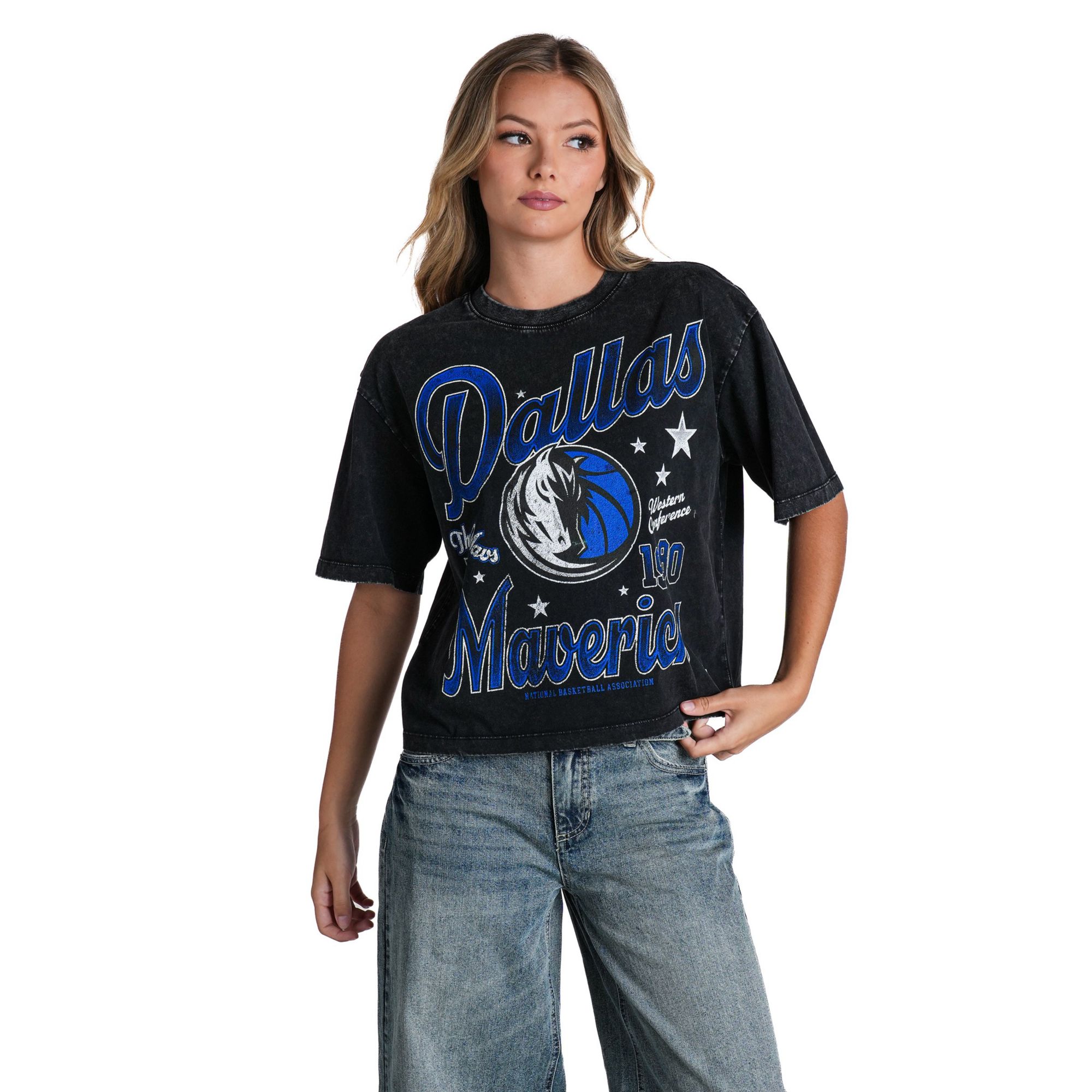 The Wild Collective Women's Dallas Mavericks Washed Band Graphic T-Shirt, XL, Black