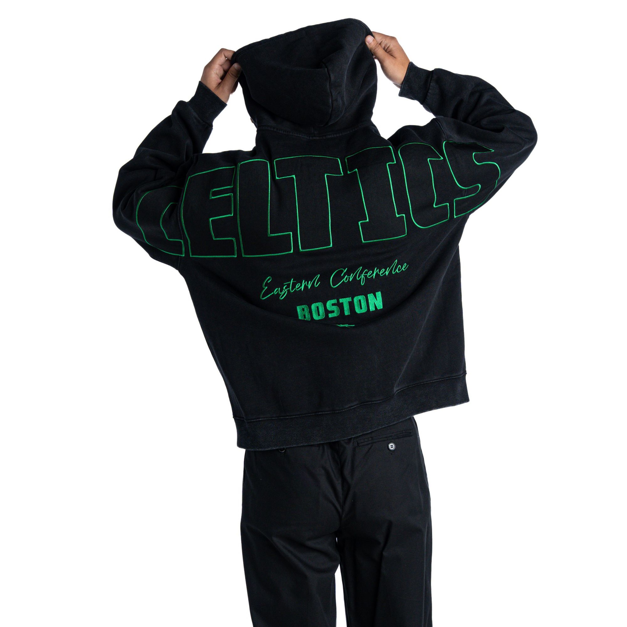 The Wild Collective Women's Boston Celtics Oversized Full-Zip Hoodie, XL, Black