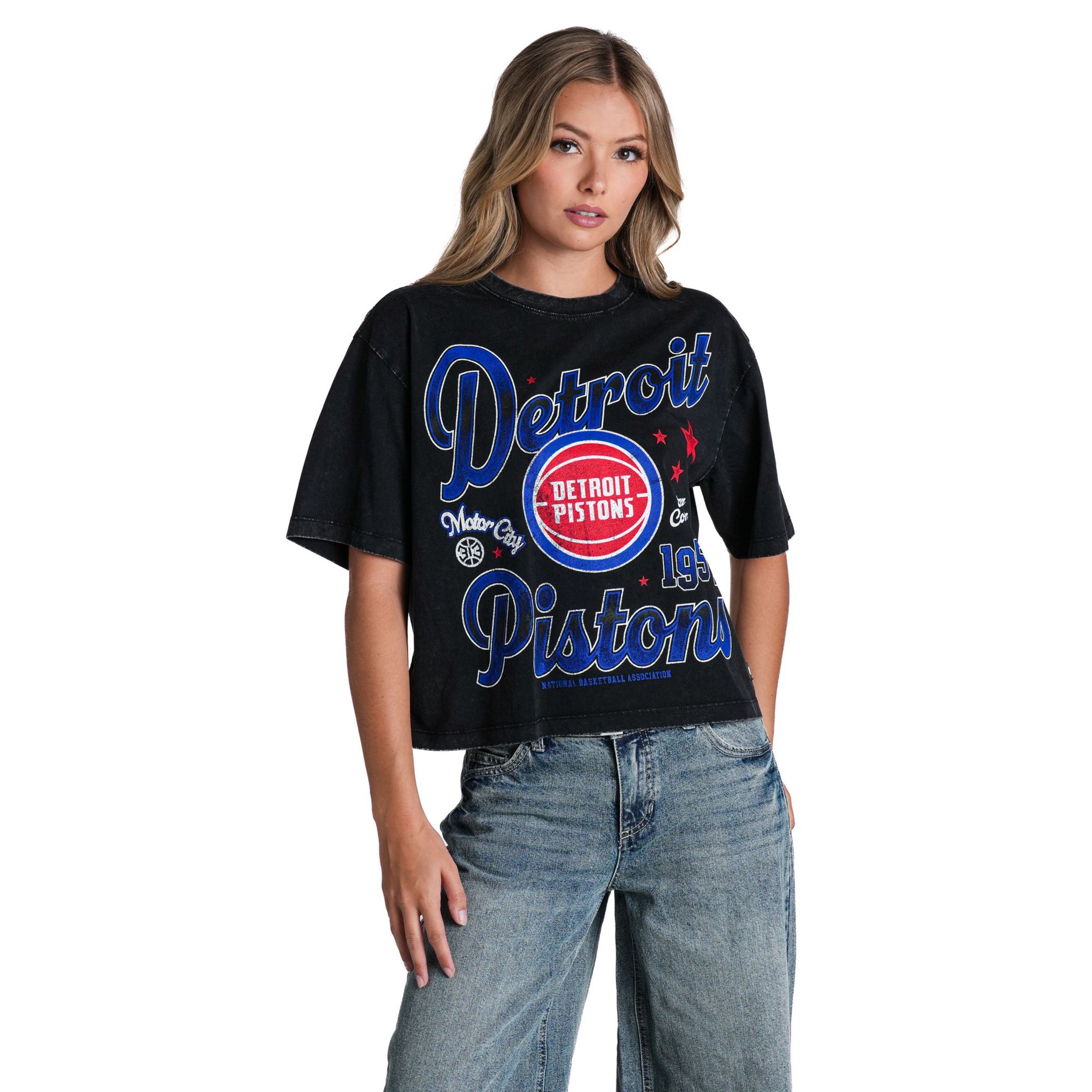 The Wild Collective Women's Detroit Pistons Washed Band Graphic T-Shirt
