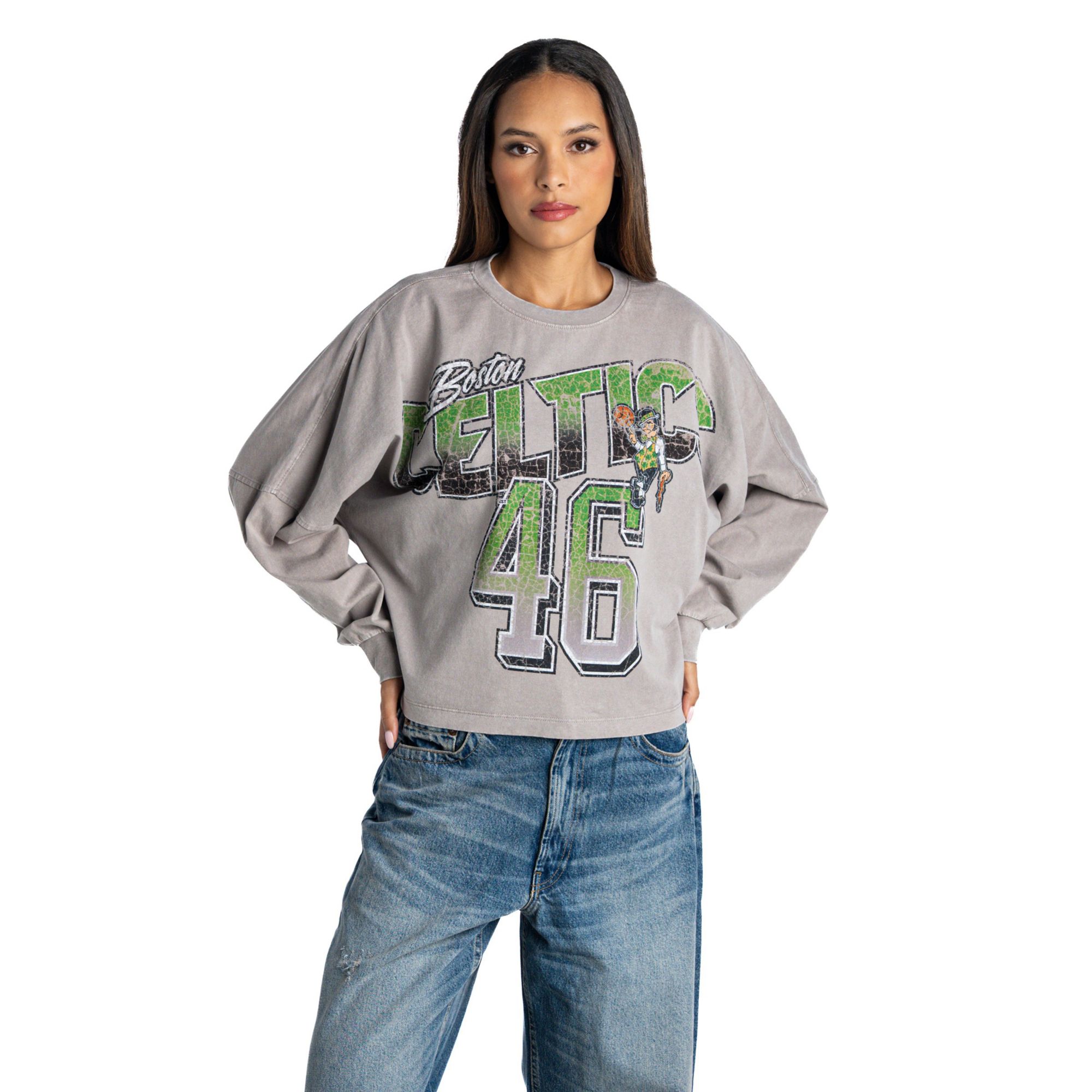 The Wild Collective Women's Boston Celtics Heavyweight Graphic Long Sleeve Shirt, Small, Gray