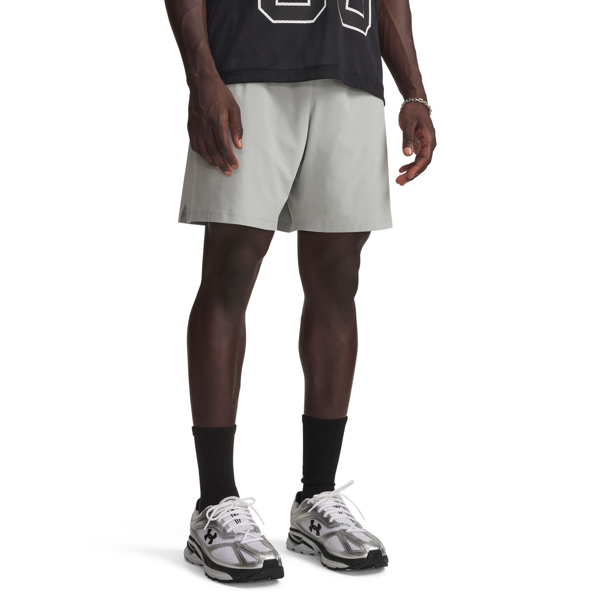 Under Armour Men's Meridian Woven 7" Shorts