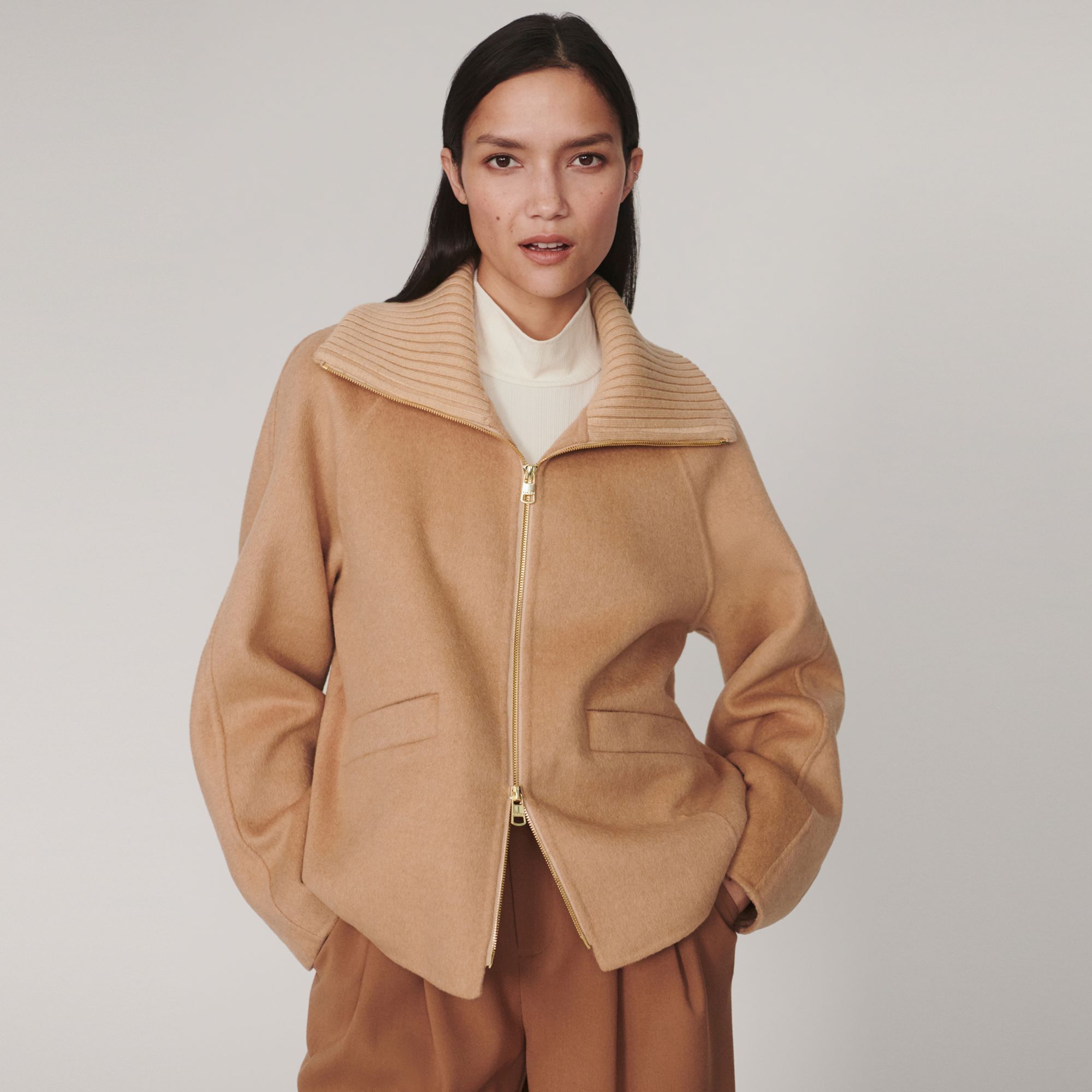 Varley Women's Darnley Short Jacket