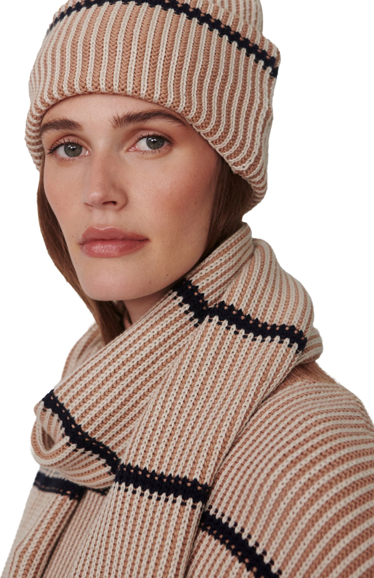 Varley Women's Almeida Knit Scarf
