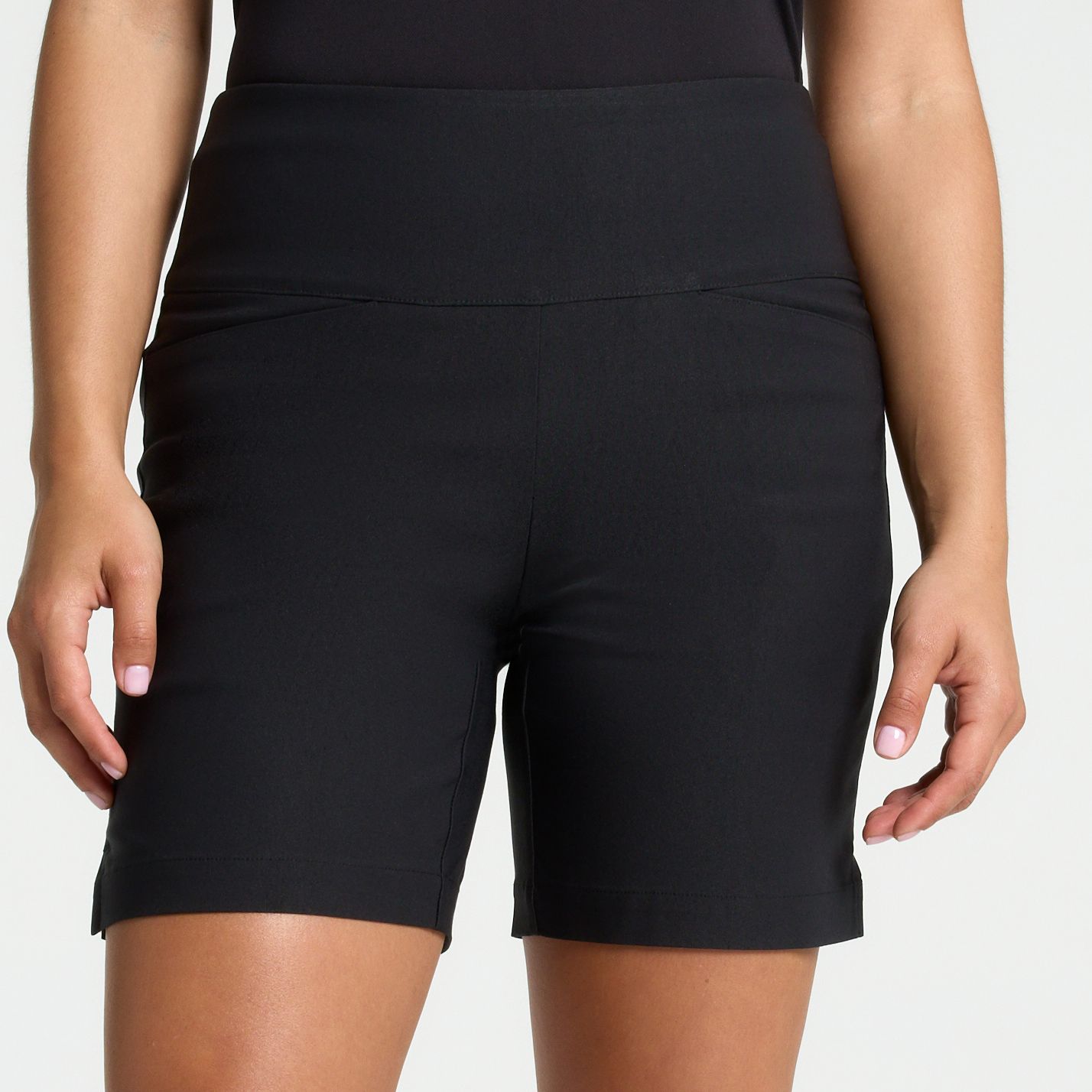 Walter Hagen Women's Golf Sculpt 2.0 7" Short