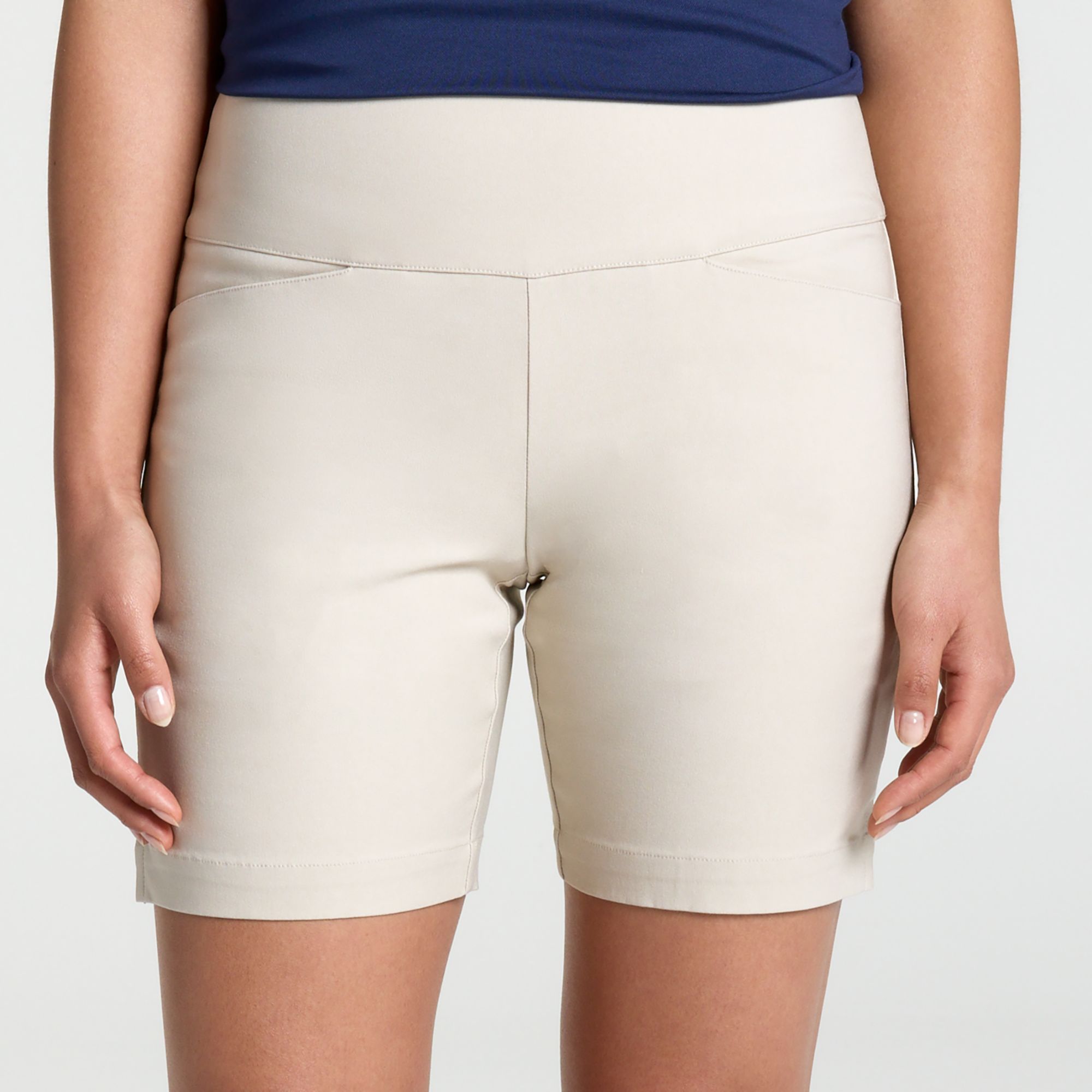 Walter Hagen Women's Golf Sculpt 2.0 7" Short