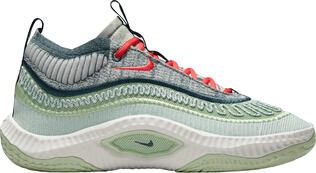 Nike Cosmic Unity 3