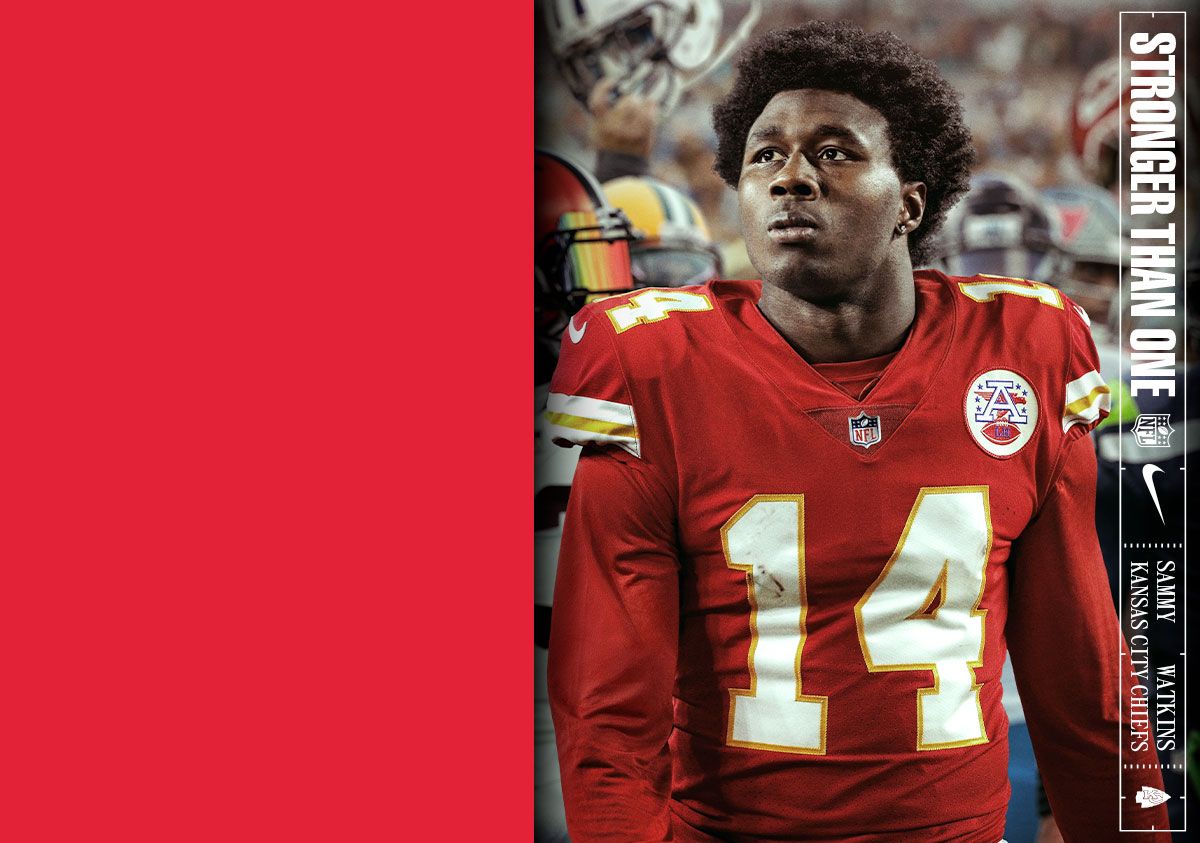 Image features an NFL player.